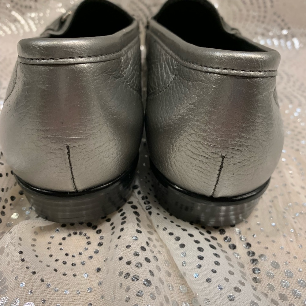 Nwot Silver Metallic Loafers - image 7